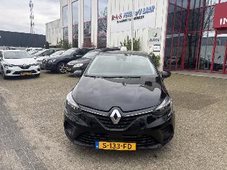 Schadeauto Renault Clio 1.0 TCe 90 Equilibre 2023/2