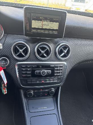 Mercedes A-klasse A-KLASSE 180 AMB. AMG LINE picture 16