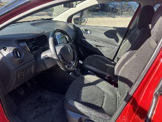 Renault Captur 0.9 TCE INTENS picture 10