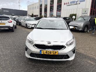 Avarii autoturisme Kia Ceed SW DYN.LINE 1.5 118KW. 2021/1