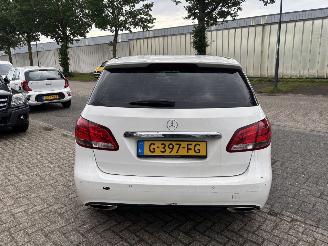 Mercedes B-klasse 220 picture 5