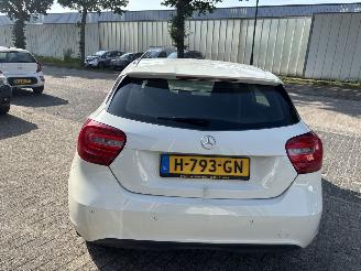Mercedes A-klasse A180 1.6 90 KW super nette auto picture 5