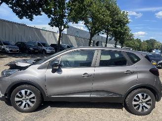 Renault Captur 0.9 TCe Limited picture 2