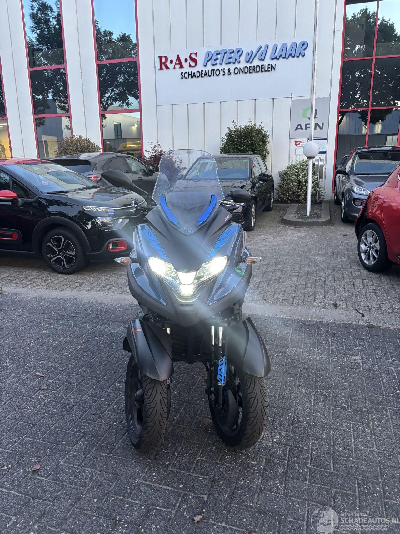 Yamaha Alle Tricity AUTORIJBEWIJS