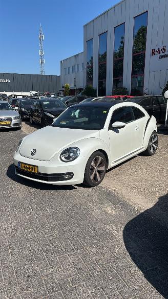 Damaged car Volkswagen Beetle 1.2 TSI Design 2012/1
