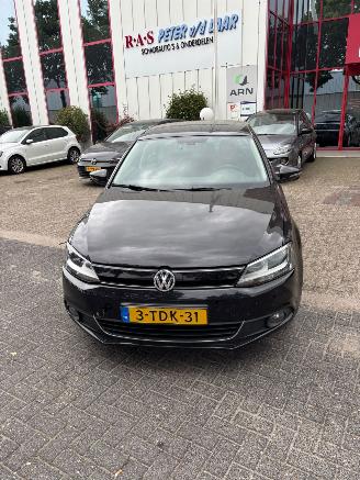 Coche accidentado Volkswagen Jetta  2013/12