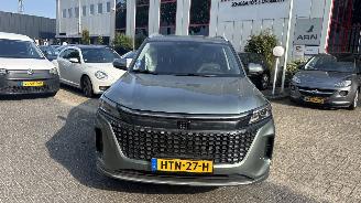 Coche accidentado DFSK Navor E5 1.5 PHEV L2 Panoramadak/CarAuto/360camera 7p 2025/6