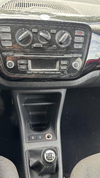 Volkswagen Up! 1.0. GEBRUIKERSSPOREN picture 14