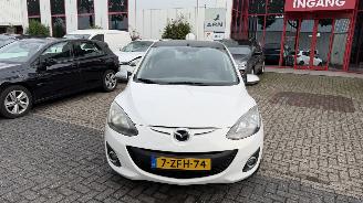 Schadeauto Mazda 2 1.3 SILVER EDITION 2014/12