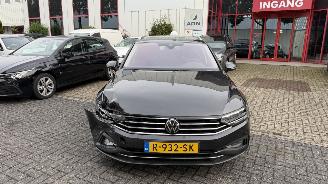 Schadeauto Volkswagen Passat VARIANT BUSINESS 1.5 110KW. 2022/11