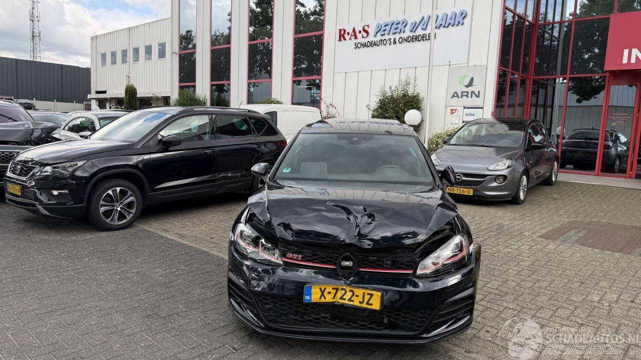 Volkswagen Golf 2.0 TSI GTI PERFORM.