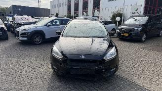 Unfallwagen Ford Focus 1.0 TITANIUM 2016/3