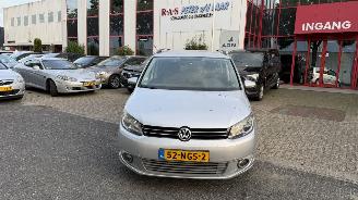 Auto incidentate Volkswagen Touran 1.2 TSI MOTOR LOOPT OP 3 CILINDERS 2010/9