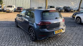 Volkswagen Golf 2.0 TSI GTI Performance picture 4