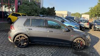 Volkswagen Golf 2.0 TSI GTI Performance picture 7