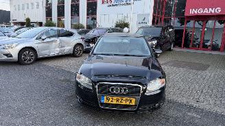 skadebil auto Audi A4 2.0 PRO LINE 2005/10