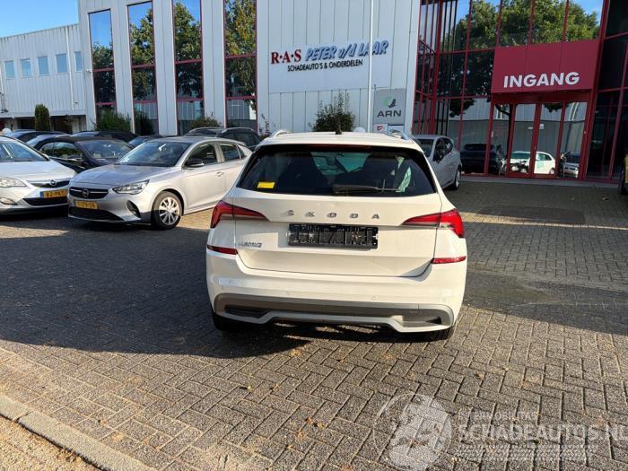 Skoda Kamiq Kamiq, SUV, 2019 1.0 TSI 12V