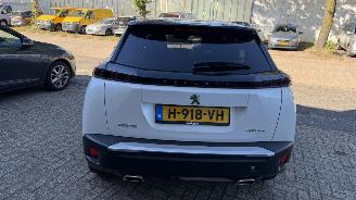 Peugeot 2008 1.2 PURETECH GT-LINE picture 5