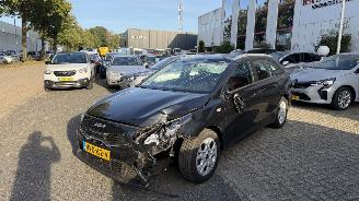 Kia Ceed 1.0 T-GDi ComfortLine picture 2