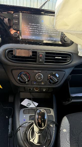 Hyundai I-10 1.0 Comfort Smart 5-zits AUTOMAAT picture 13