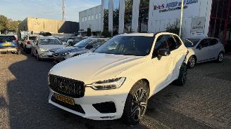 Volvo Xc-60 2.0 T5 INSCRIPTION R picture 2