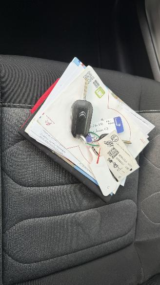 Citroën C3 1.2 PureTech Feel picture 16