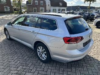 Volkswagen Passat Variant 2.0 TDi-110 kw DSG automaat picture 18