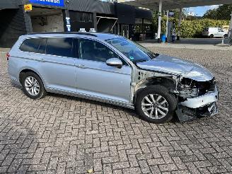 Volkswagen Passat Variant 2.0 TDi-110 kw DSG automaat picture 10