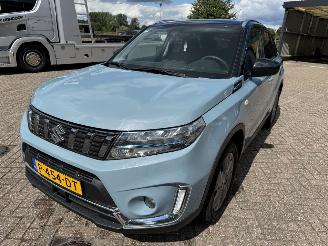 damaged passenger cars Suzuki Vitara 1.4 Boosterjet Smart Hybrid 2022/2