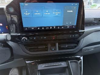 Ford Transit Custom  2.0 D - 125 Kw  L2 AWD Automaat Dubbel Cabine Nieuwste Model . picture 30