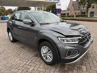 Volkswagen T-Roc 1.0 - 81 Kw picture 2