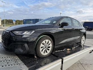 Damaged car Audi A3 Sportback 40 TFSi E-Hybride Plug-in 2021/3