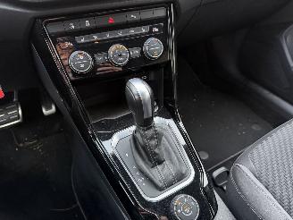 Volkswagen T-Roc R 300 R-Line 4 Motion picture 35