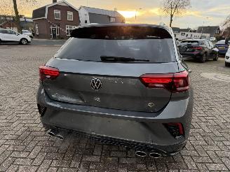 Volkswagen T-Roc R 300 R-Line 4 Motion picture 12