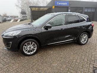 damaged passenger cars Ford Kuga 2.5 PHEV Vignale 2024/2