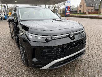 Volkswagen Tayron 1.5 eTSi 150 Pk DSG   7 persoons picture 5