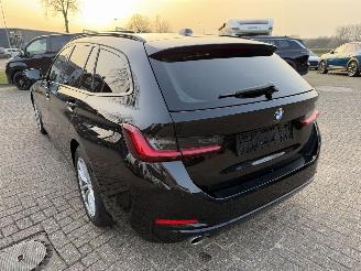 BMW 3-serie 318i Touring Business picture 14