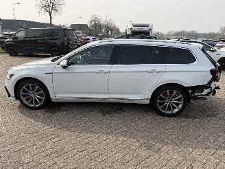 Volkswagen Passat Variant GTE picture 17