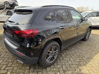 Mercedes GLA 200 Hybrid AMG-Line picture 14
