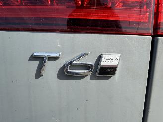Volvo V-60 T6  Plug-in AWD picture 22