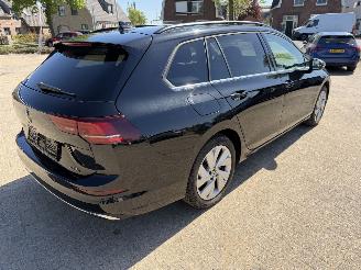 Volkswagen Golf Variant 1.5 eTSi 110 Kw  DSG Style picture 24