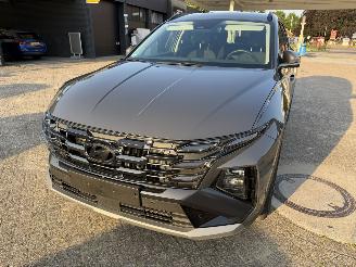 Hyundai Tucson 1.6 T-GDi 110 Kw Trend automaat picture 3