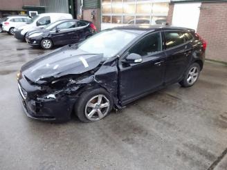 Vrakbiler auto Volvo V-40 V40 (MV), Hatchback 5-drs, 2012 / 2019 1.6 D2 2012/11