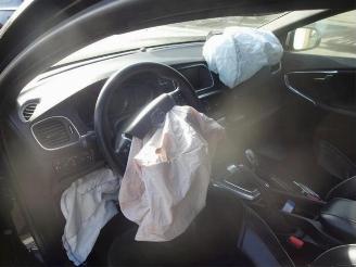 Purkuautot passenger cars Volvo V-40 V40 (MV), Hatchback 5-drs, 2012 / 2019 1.6 T3 GTDi 16V 2013/3