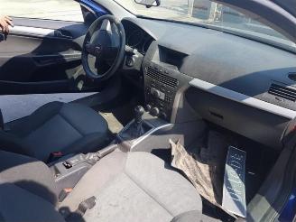 Opel Astra  picture 10
