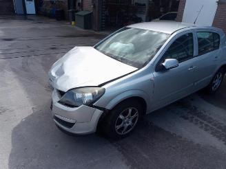 Opel Astra  picture 2