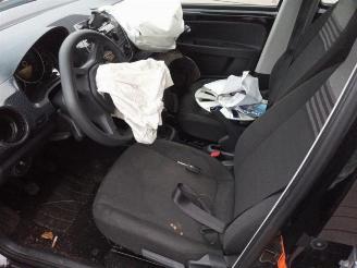 Volkswagen Up!  picture 9