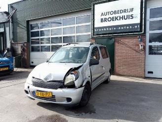 Vrakbiler auto Toyota Yaris-verso Yaris Verso (P2), MPV, 1999 / 2005 1.5 16V 2000/8