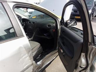 Ford Focus Focus 2 Wagon, Combi, 2004 / 2012 1.6 16V picture 19