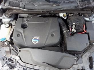 Volvo V-40 V40 (MV), Hatchback 5-drs, 2012 / 2019 2.0 D4 16V picture 10